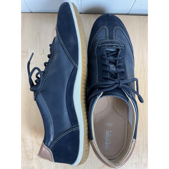 Geox Women's D Vega A Trainers Navy and Gold Leather Slim Line Comfort Sneaker - Picture 8 of 10